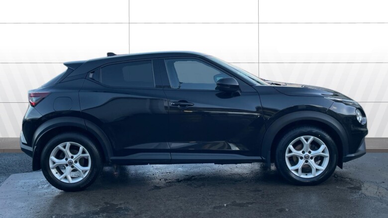 Nissan Juke 1.0 DiG-T 114 N-Connecta 5dr Petrol Hatchback